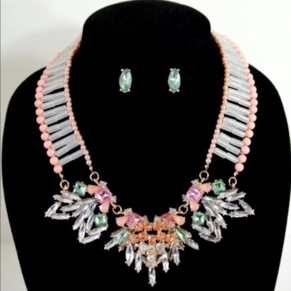 Pink & Clear Crystal Bead Flower‎ Motif Necklace